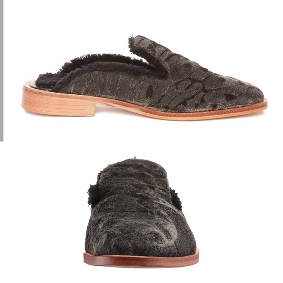 Free People Faux Fur Velvet Mules NIB - Picture 2 of 4